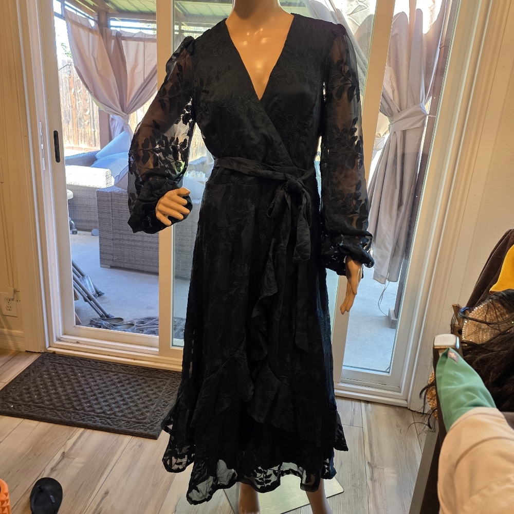 Lulu's Emerald Faux Wrap Midi Dress With Long Sleeve